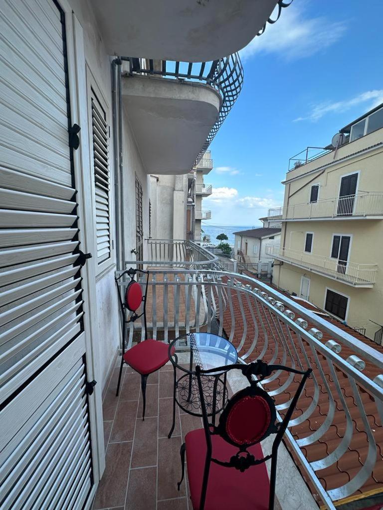 Casa Vacanza Riviera Dei Saraceni Trebisacce Exterior photo